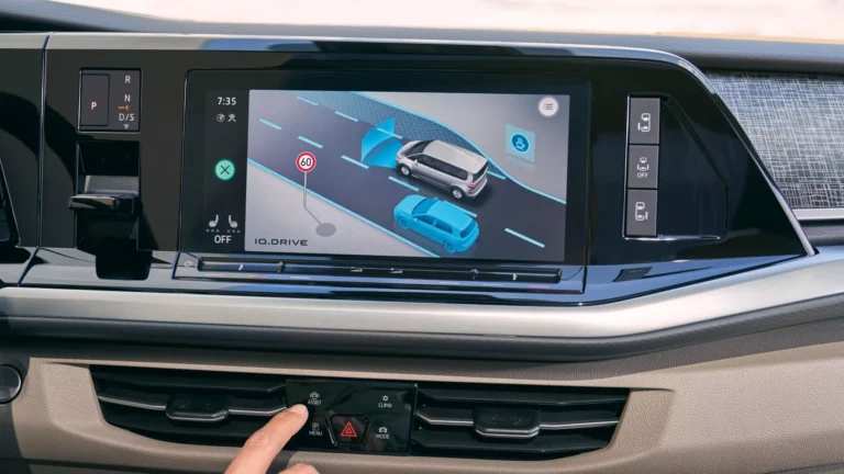 Caravelle eHybrid - Model Features