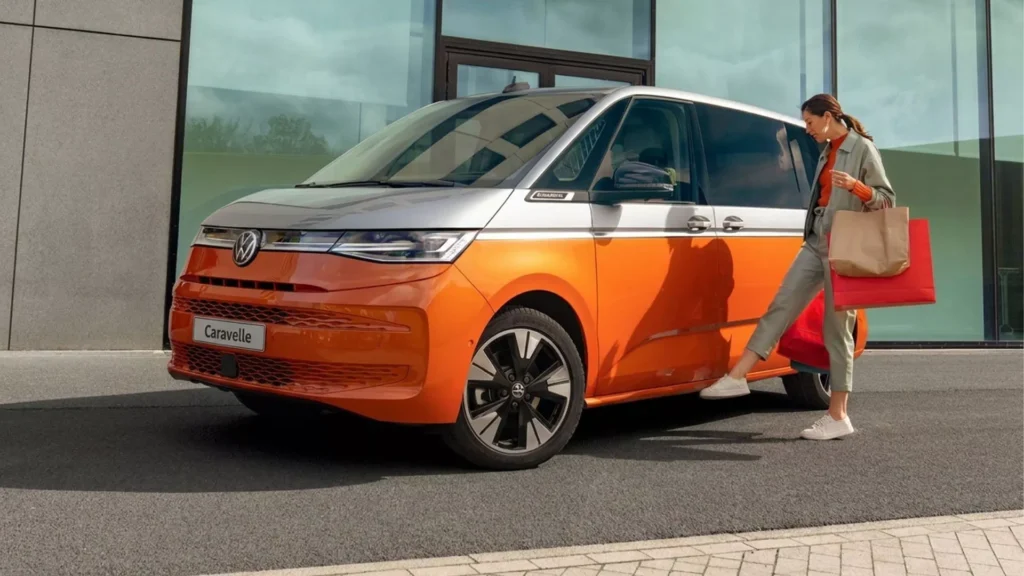 Caravelle eHybrid - Get on board, get on top of your daily routine, make an impression