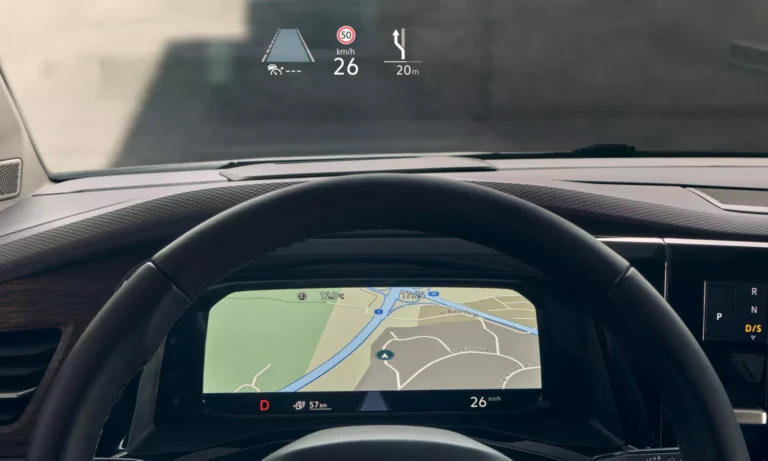Caravelle eHybrid - Model Features