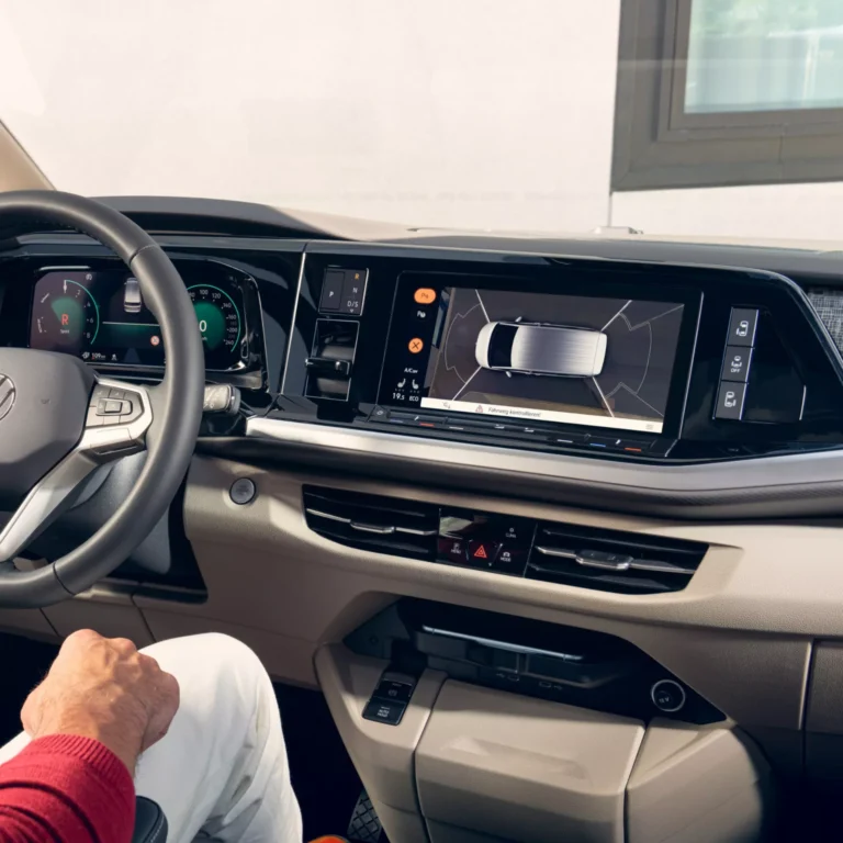 Caravelle eHybrid - Model Features
